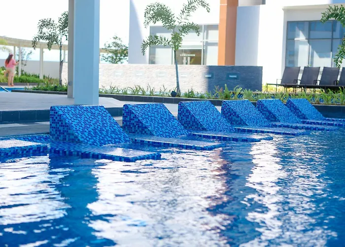 Mactan Newtown By Ejb 2* Punta Engaño